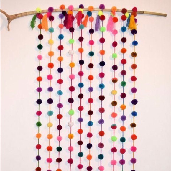 6 Colorful strings - Picture 4 of 4